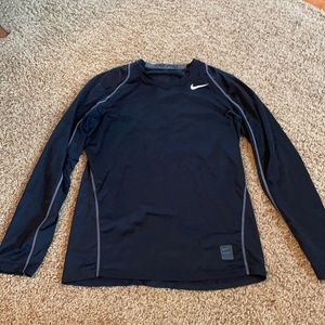 Men’s dry fit Nike shirt